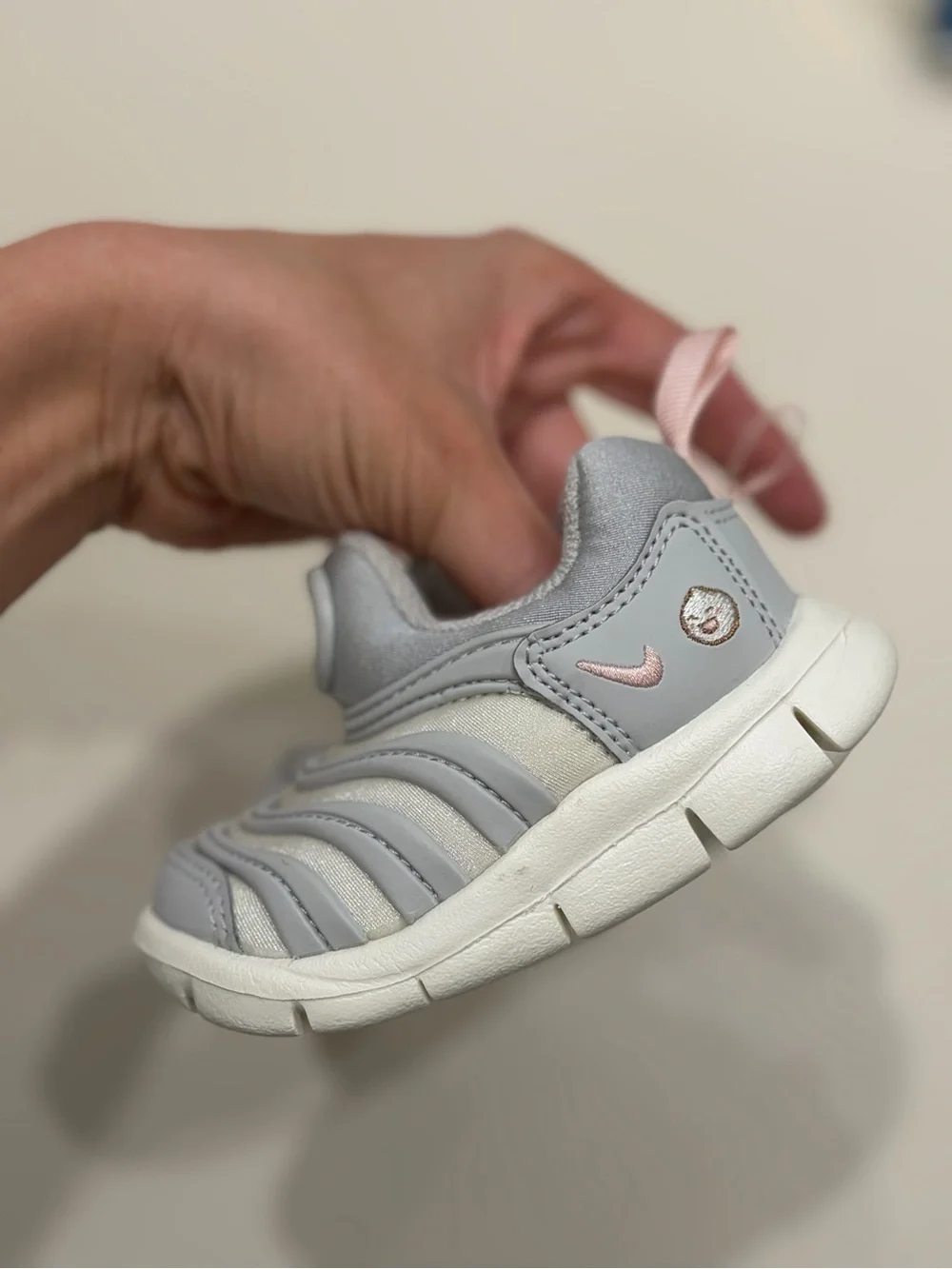 Nike Dynamo Free SE Slip On Sneakers